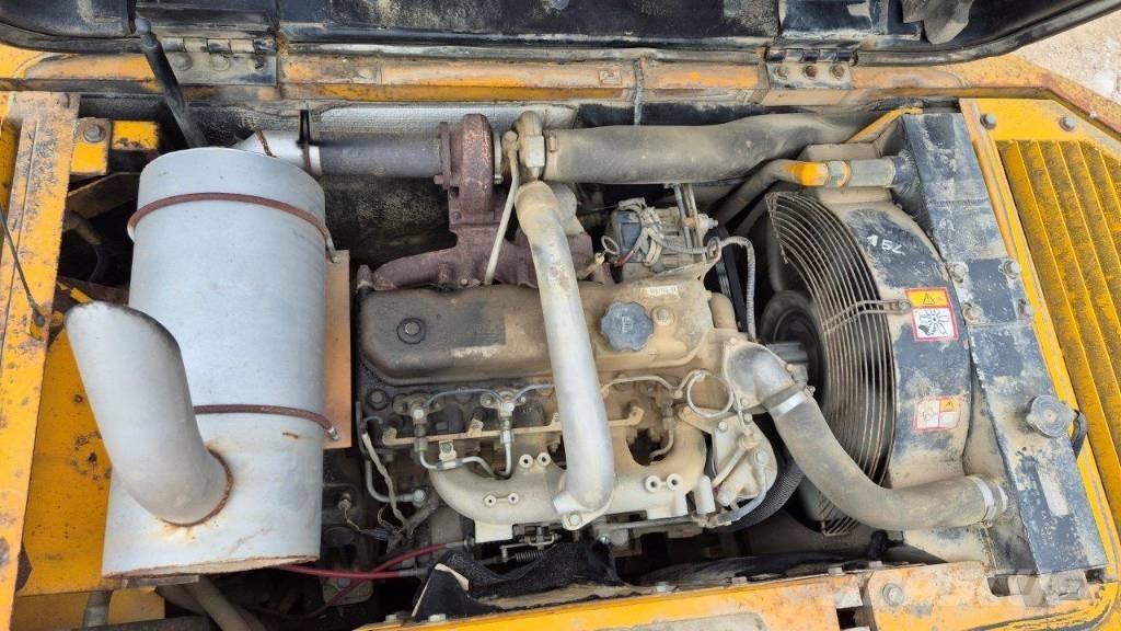 JCB JS 130 W Excavatoare cu roti