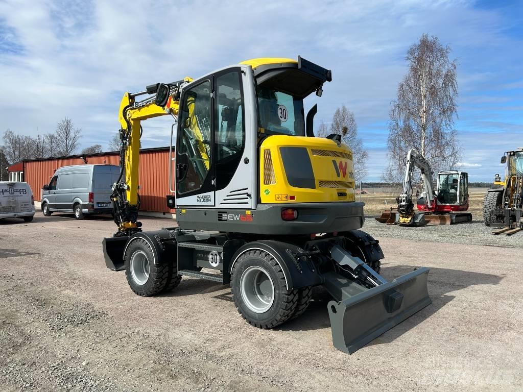 Wacker Neuson EW65 Excavatoare cu roti