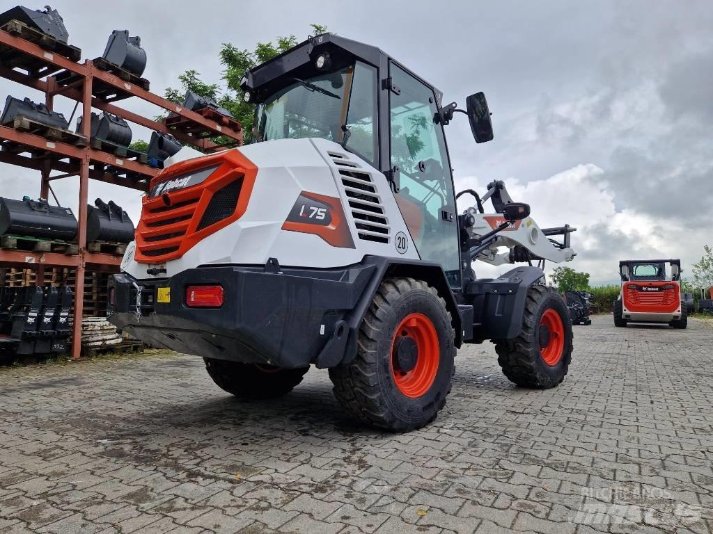 Bobcat L 75 Incarcator pe pneuri