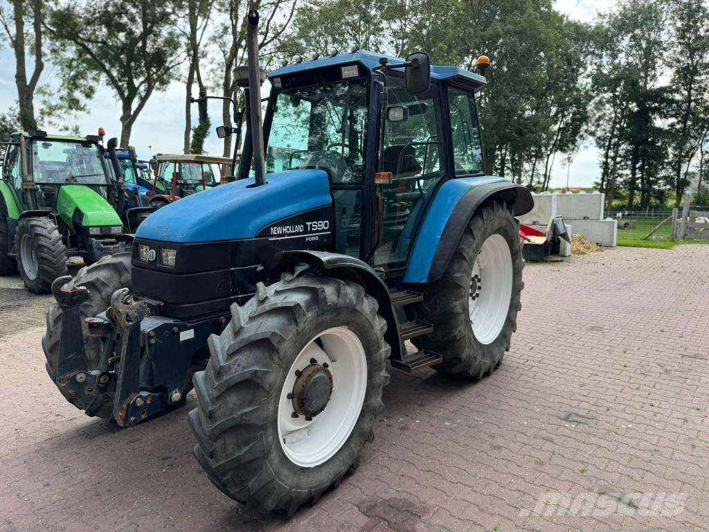 New Holland TS90 Tractoare