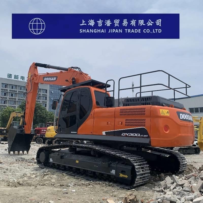 Doosan DX 300 Excavatoare pe șenile
