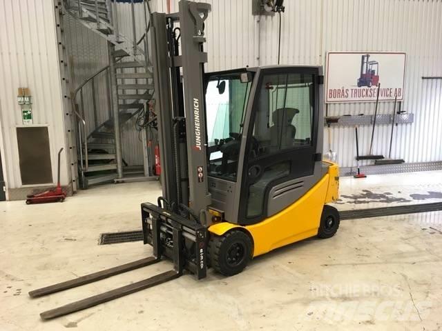 Jungheinrich EFG 320 Stivuitor electric