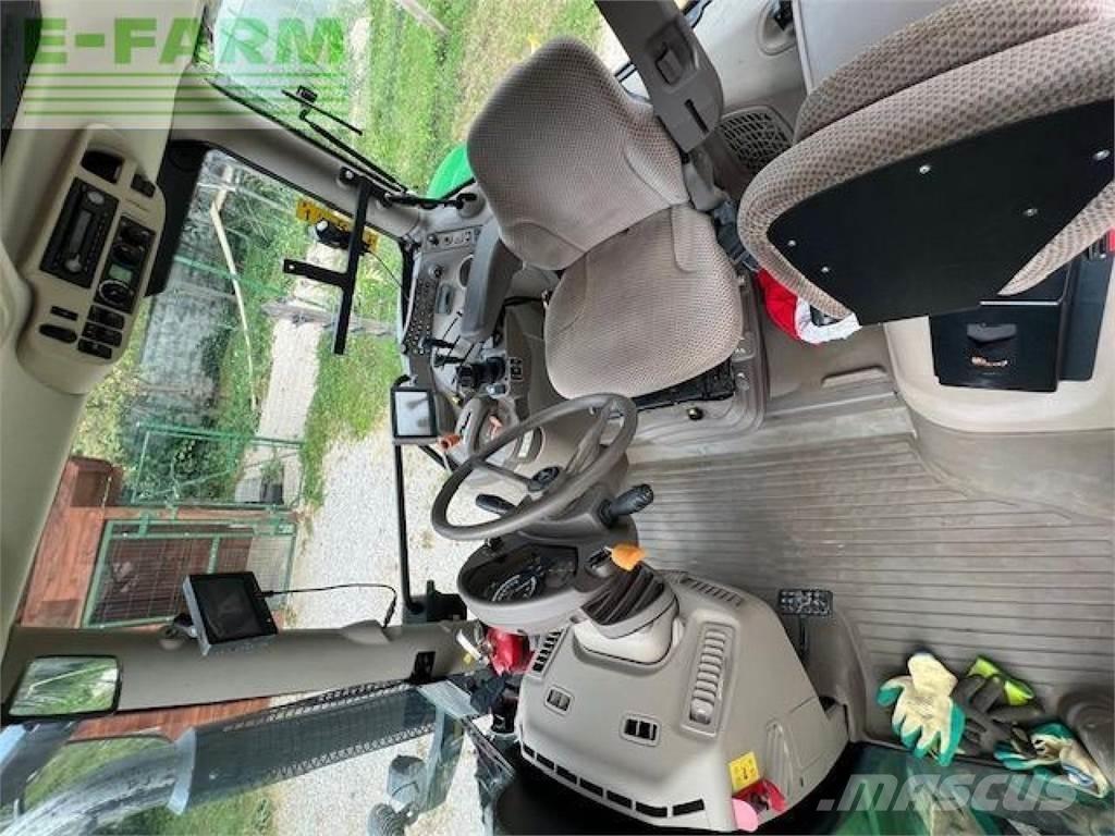 John Deere 6115R Tractoare