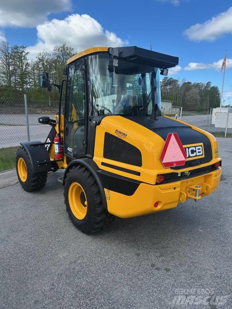 JCB 407 Incarcator pe pneuri