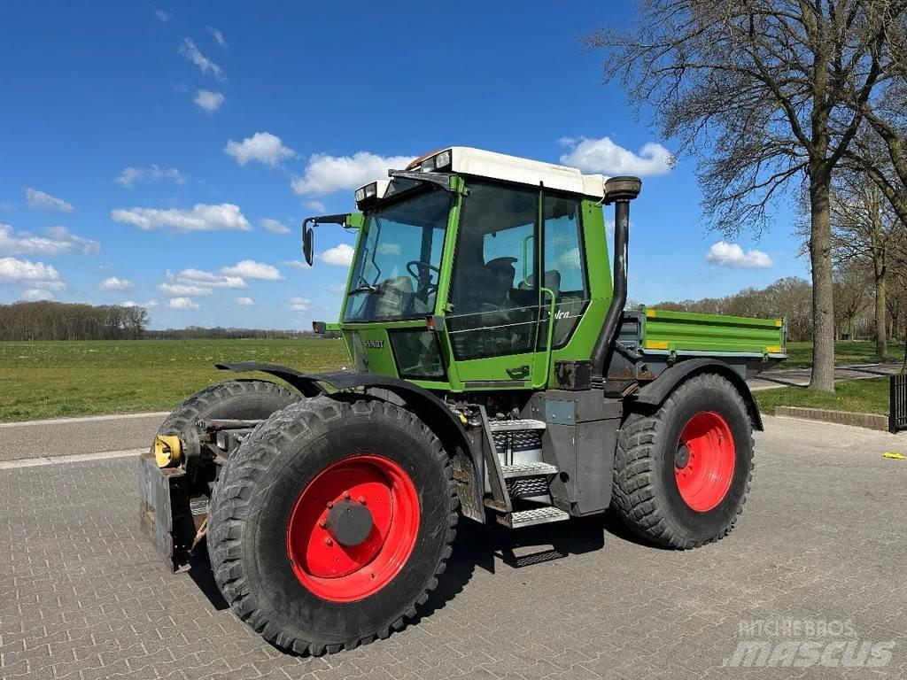 Fendt Xylon 520 Tractoare
