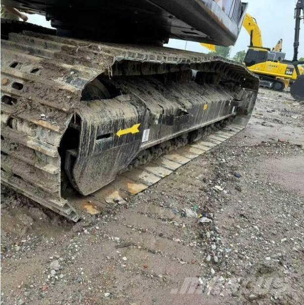 Hitachi ZX200 Excavatoare pe șenile
