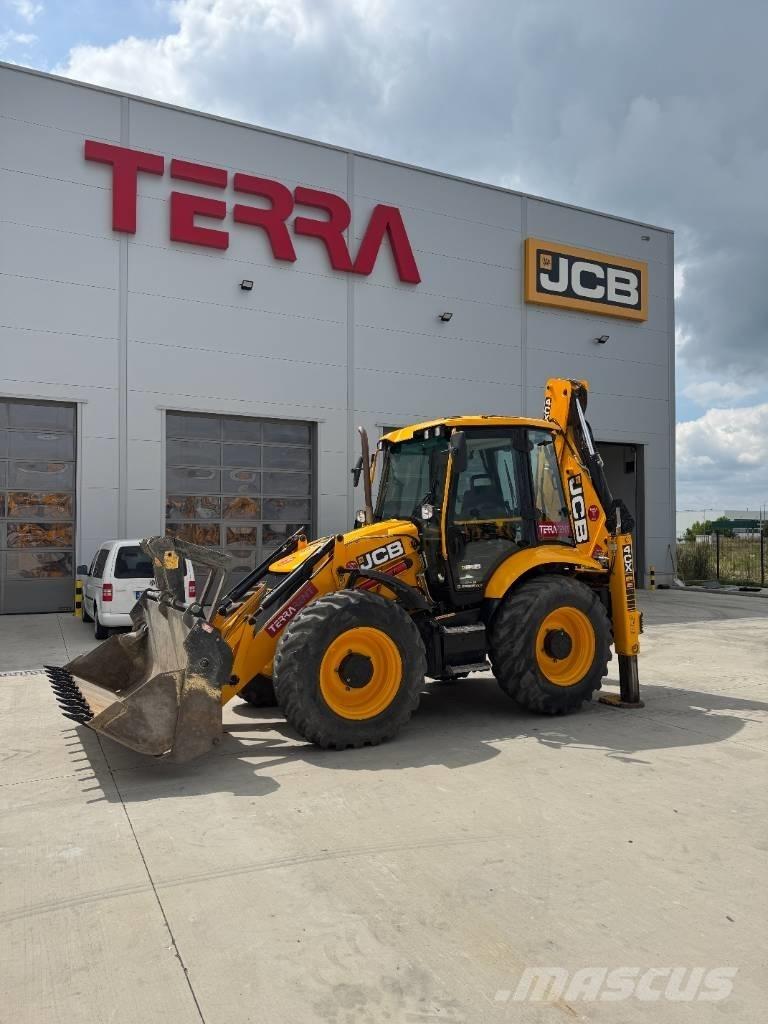 JCB 4 CX Pro Buldoexcavatoare