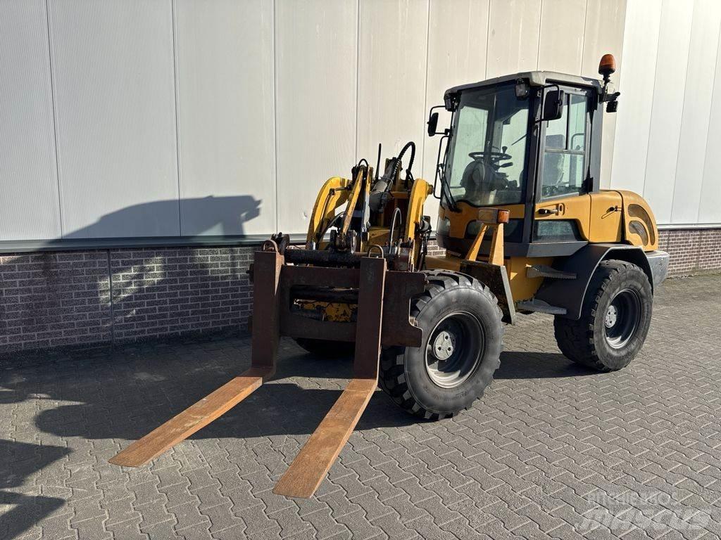 Terex TL70 Incarcator pe pneuri