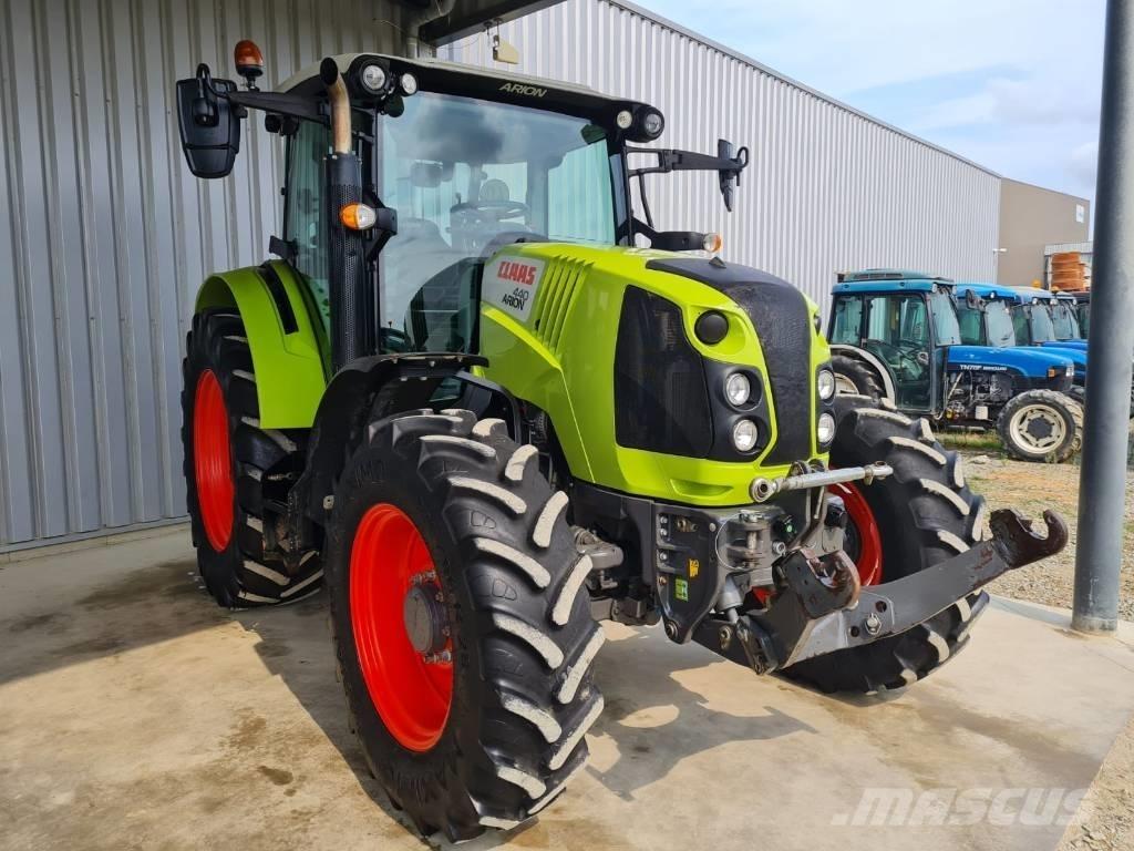 CLAAS Arion 440 CIS Tractoare