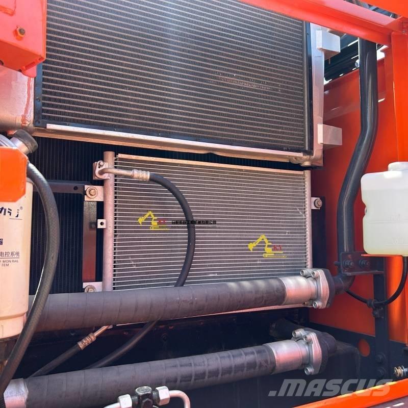 Doosan DX225-9C Excavatoare pe șenile
