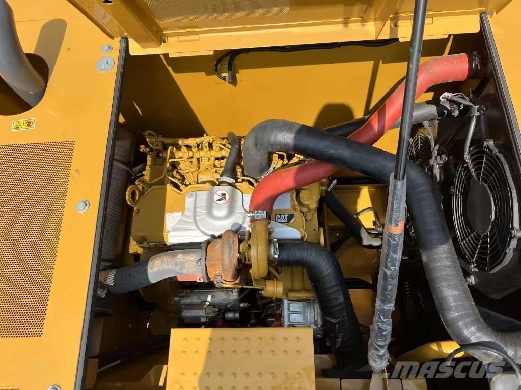 CAT 320 D GC Excavatoare pe șenile
