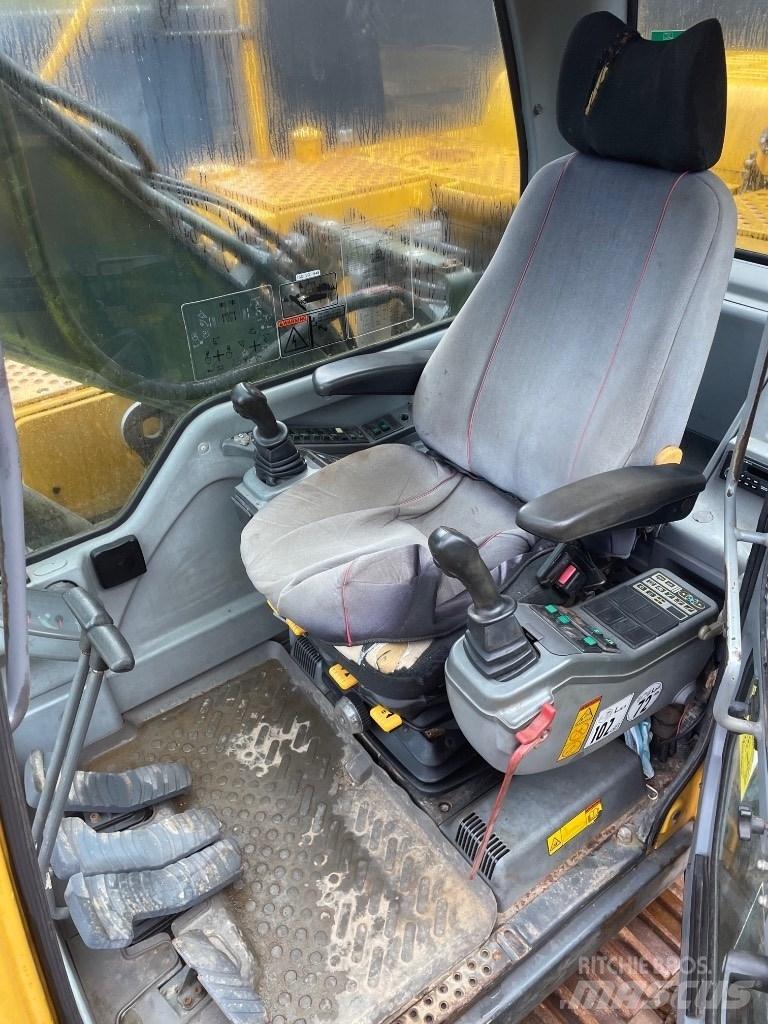 Volvo EC210B Excavatoare pe șenile
