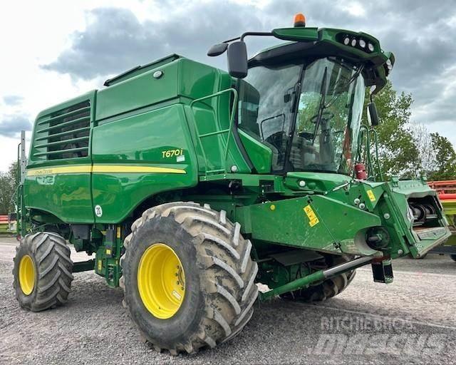 John Deere T 670 i Combine de secerat