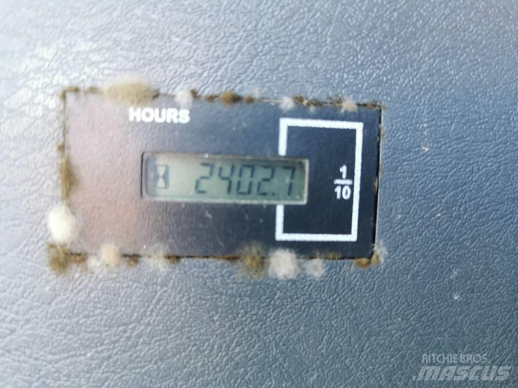 Hyundai HX 145 LCR Excavatoare pe șenile
