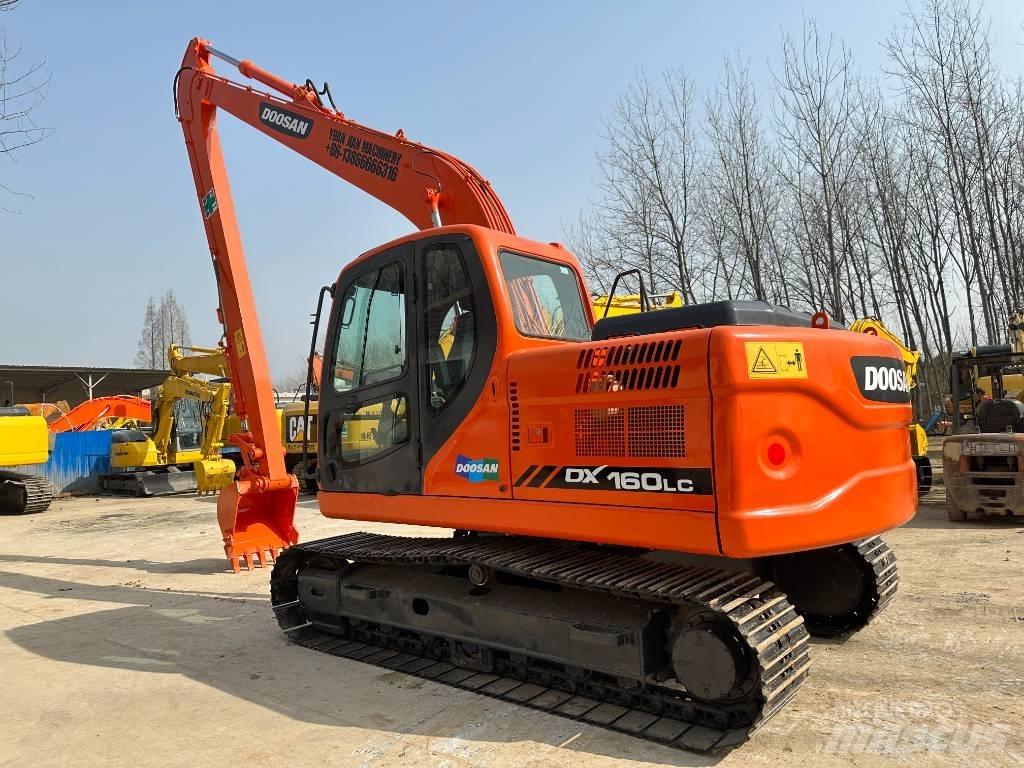Doosan DX160LC Mini excavatoare < 7t