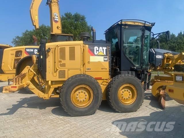 CAT 140M Gredere