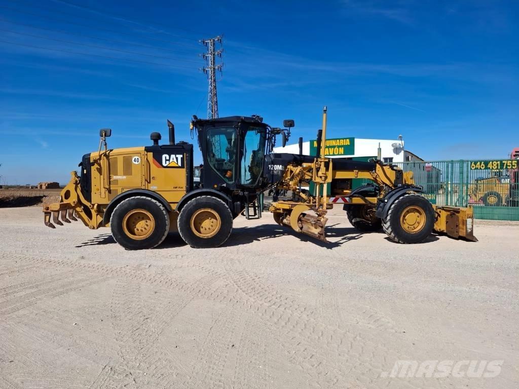 CAT 120 M 2 AWD Gredere