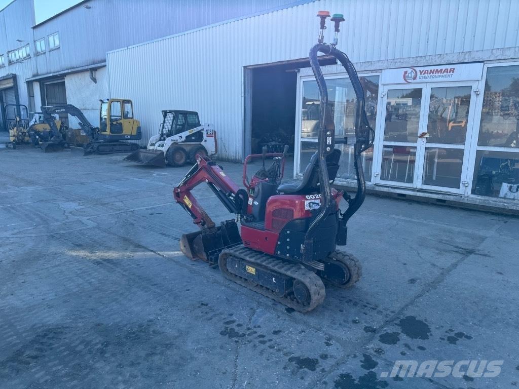 Yanmar SV08 (1F117) Mini excavatoare < 7t