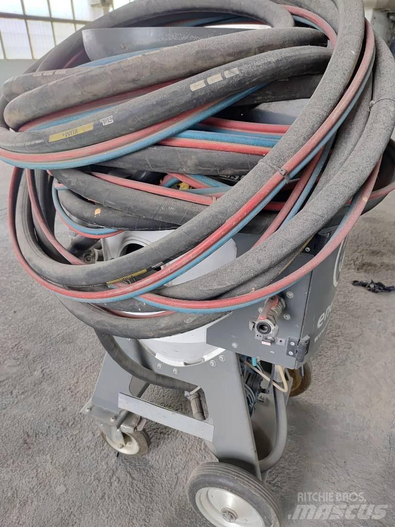 Jet Sandbot Utilaje construcții - Altele