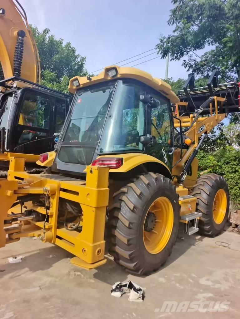 JCB 4 CX Buldoexcavatoare