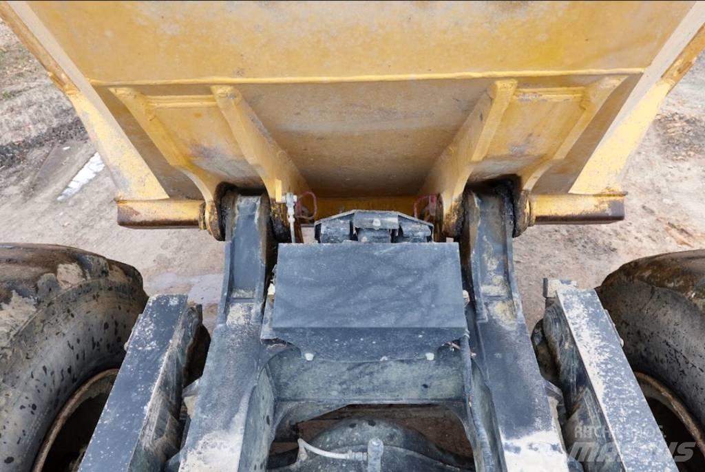 Komatsu HM300-5 Transportoare articulate