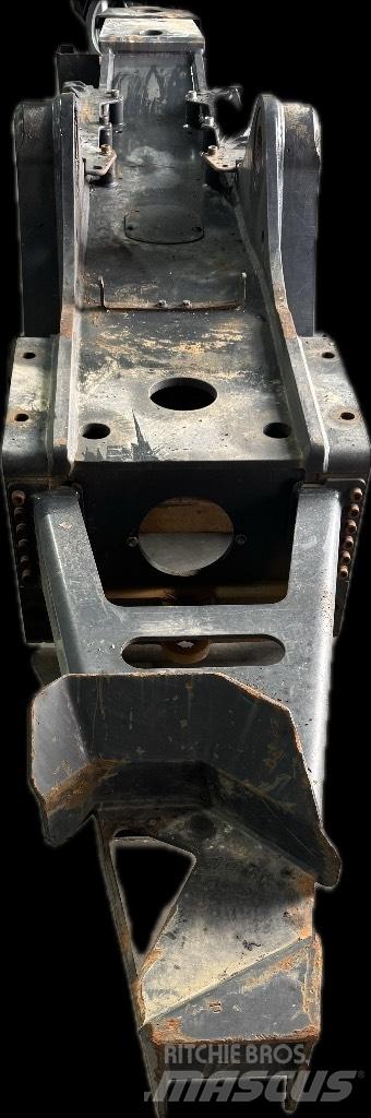 Ponsse Bear 8W Sasiuri si suspensii