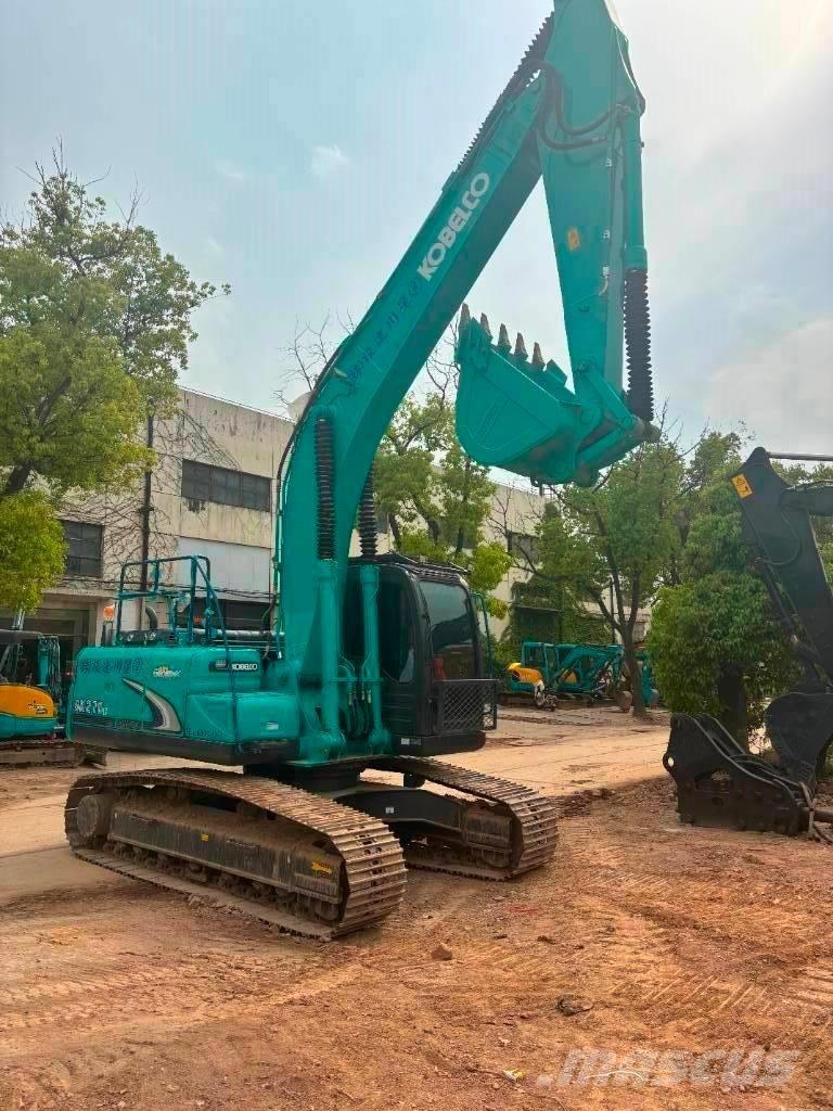 Kobelco SK 210 Excavatoare pe șenile
