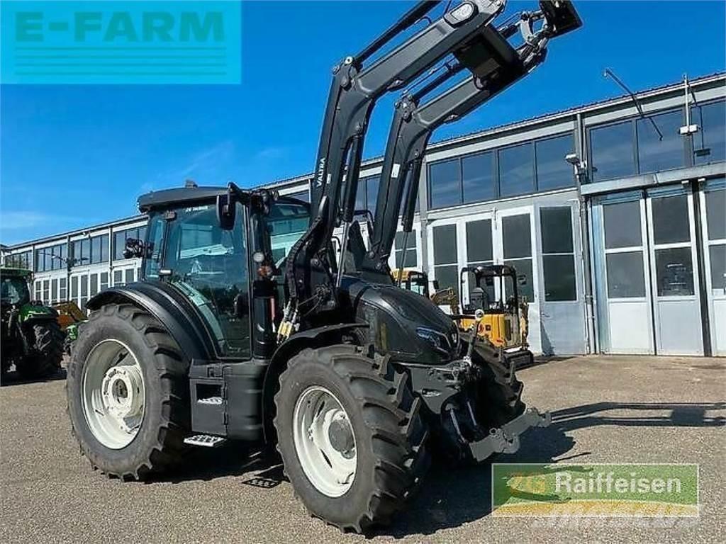 Valtra g135v 1b9 Tractoare