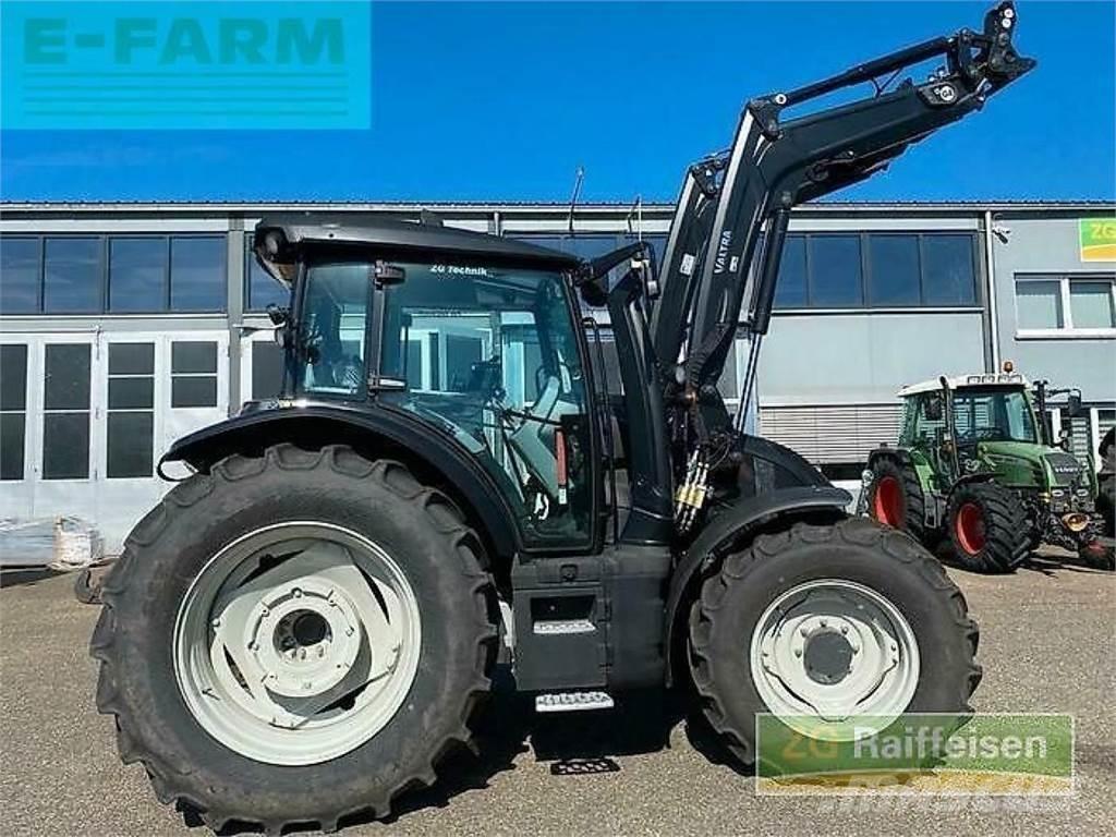 Valtra g135v 1b9 Tractoare
