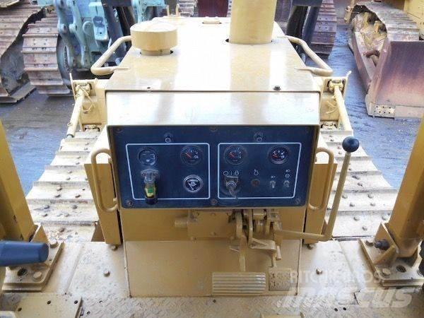 CAT D6G Buldozere pe senile