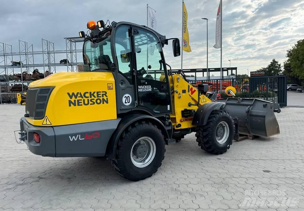 Wacker Neuson WL 60 Incarcator pe pneuri