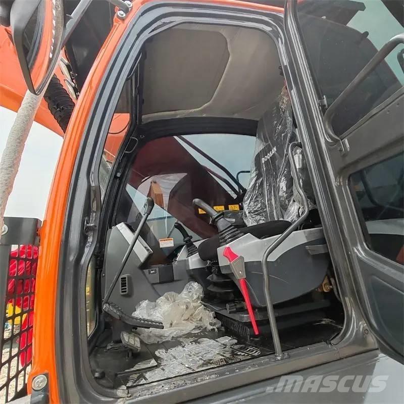 Doosan DX 300 LC Mini excavatoare < 7t