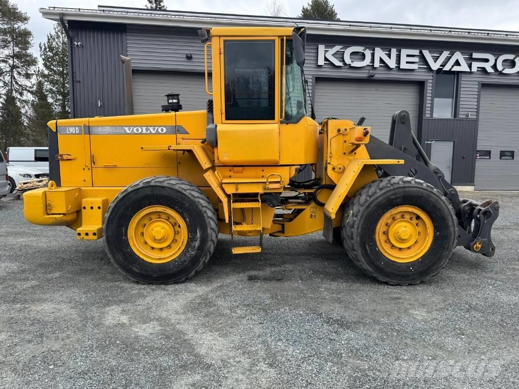 Volvo L 90 D Incarcator pe pneuri