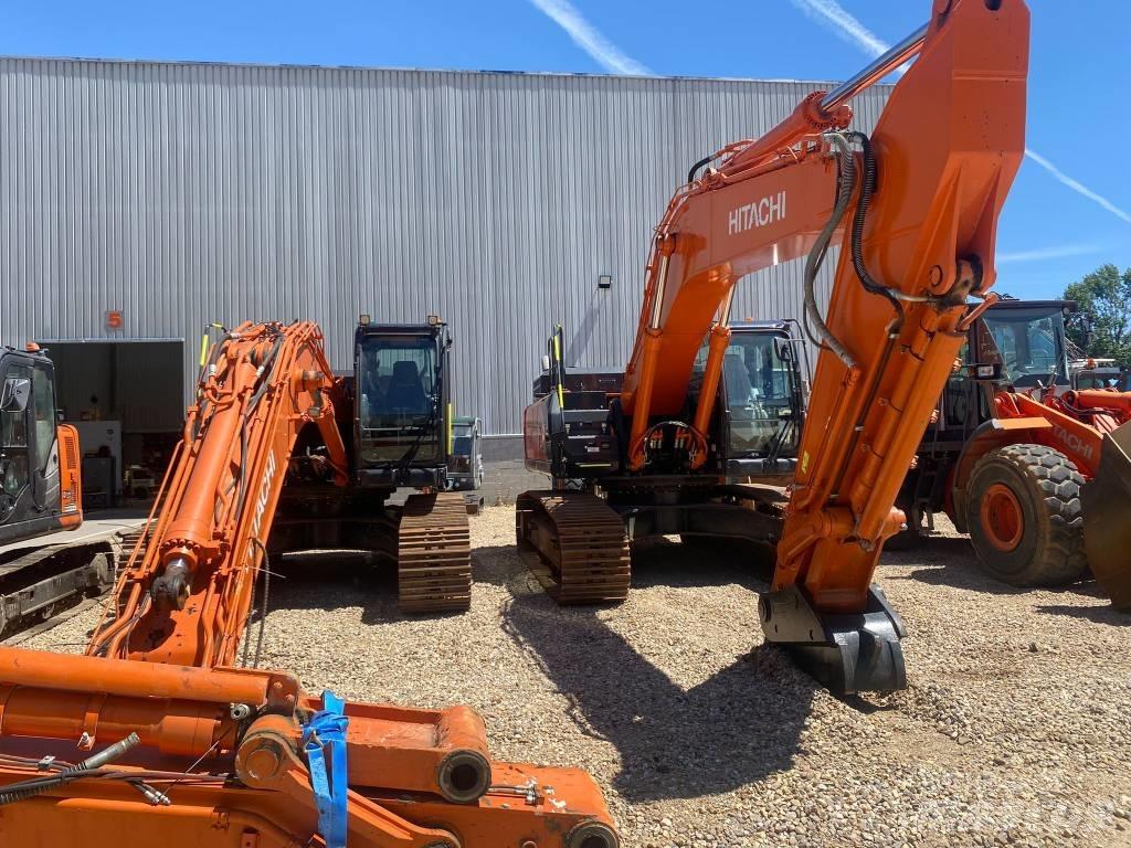 Hitachi ZX 350 LC-6 Excavatoare pe șenile
