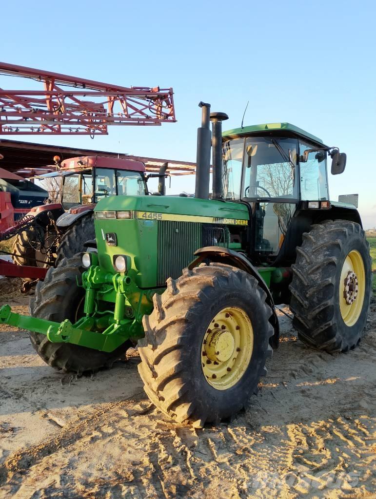 John Deere 4455 Tractoare