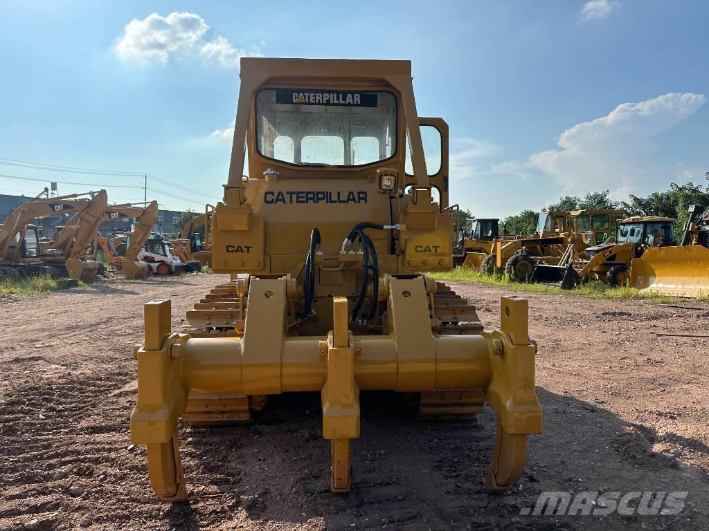 CAT D7G Buldozere pe senile