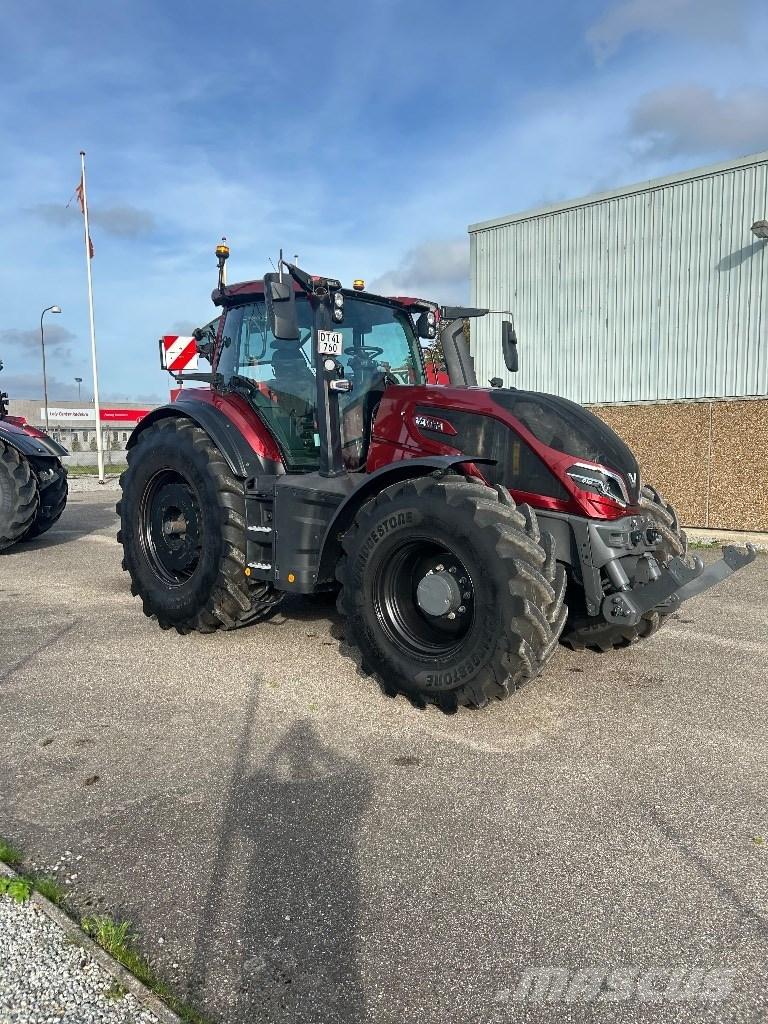 Valtra Q 305 Tractoare