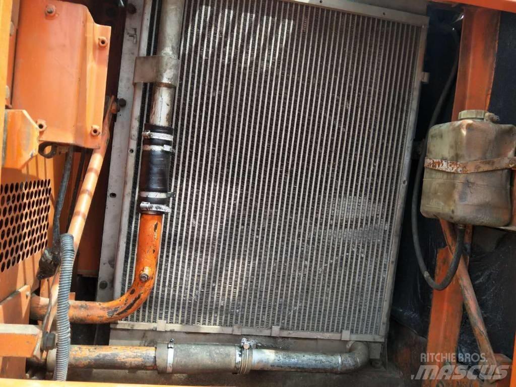 Doosan DX 225 LC Excavatoare pe șenile
