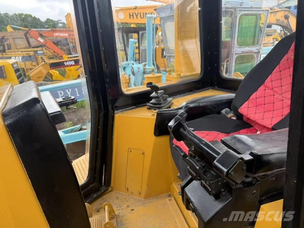 CAT D 6 R Buldozere pe senile