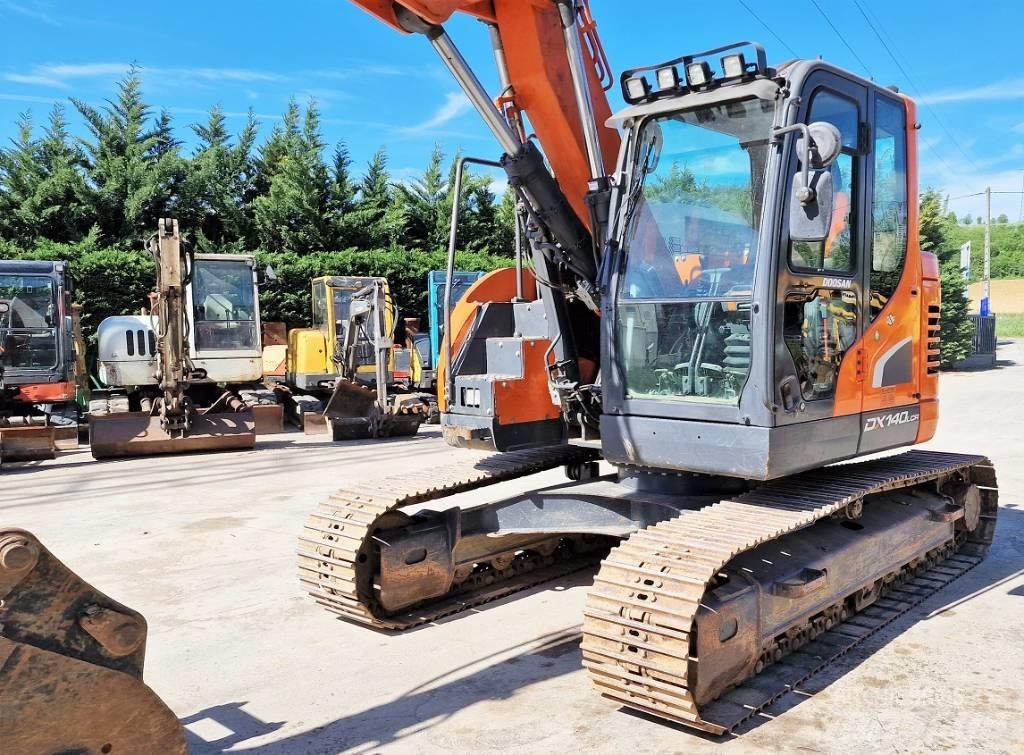Doosan DX 140 LCR-5 Excavatoare pe șenile

