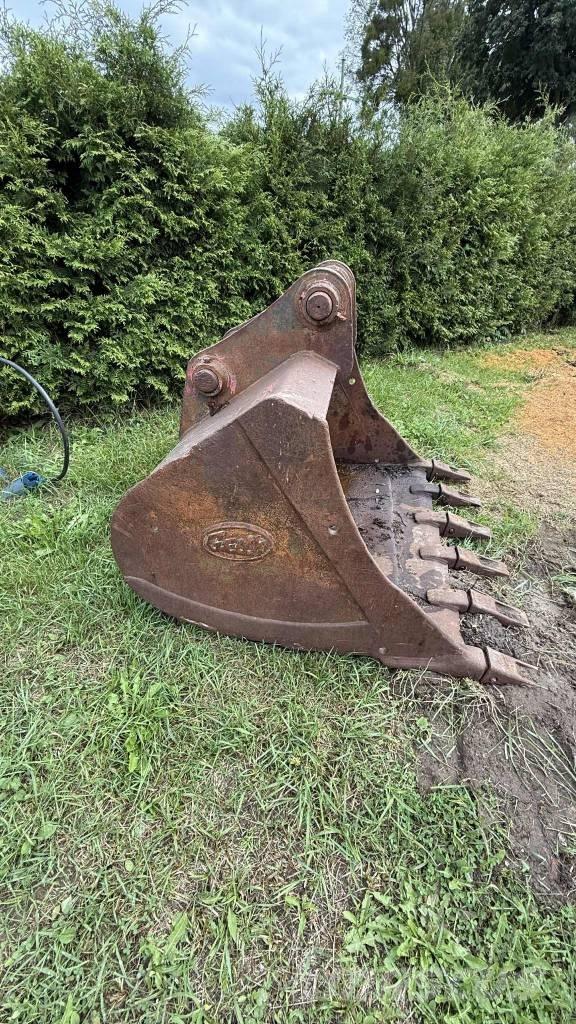 Doosan DX 225 Excavatoare pe șenile

