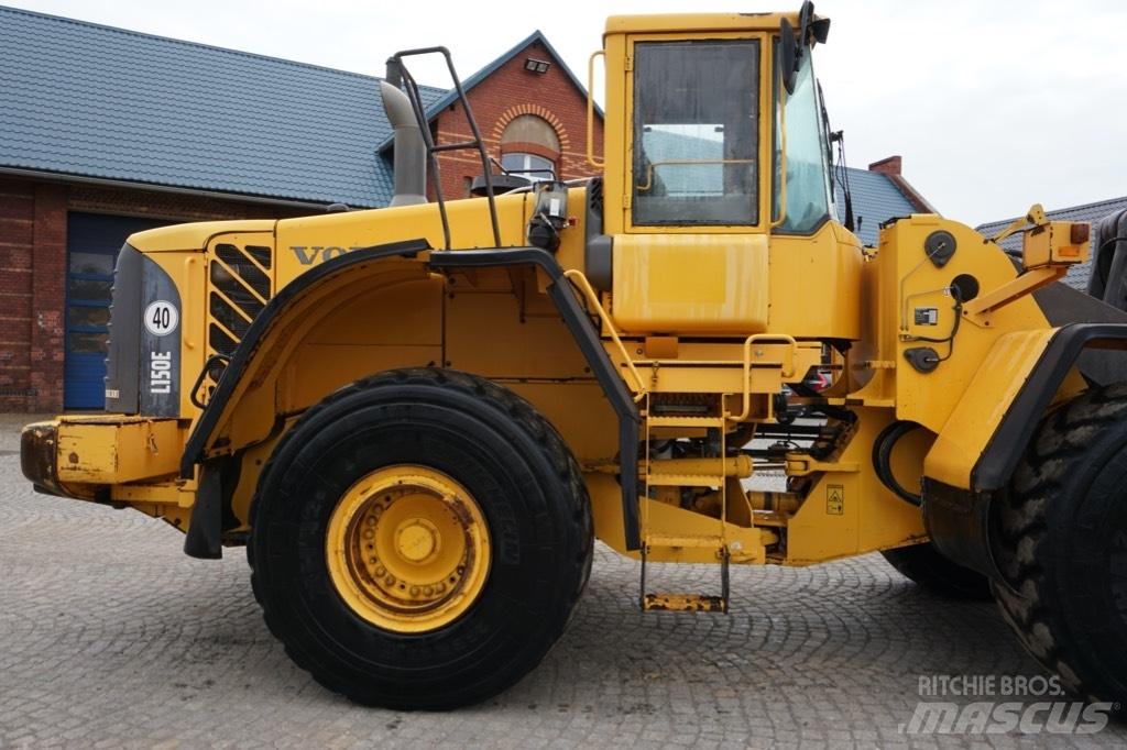 Volvo L 150 E Incarcator pe pneuri