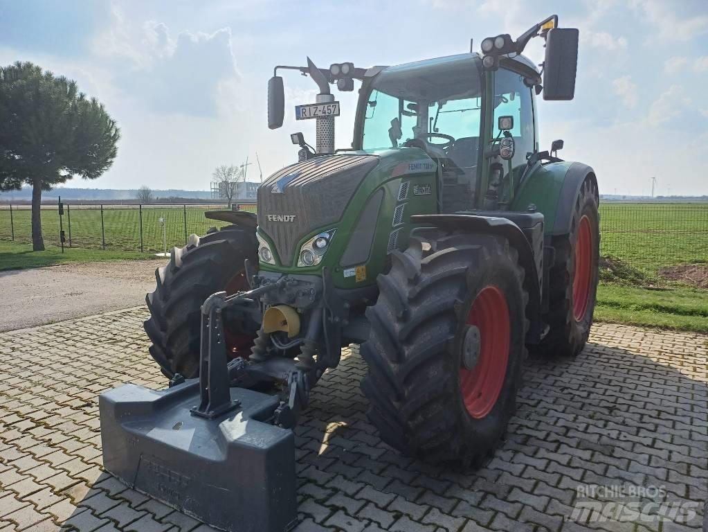 Fendt 720 Profi Plus Tractoare