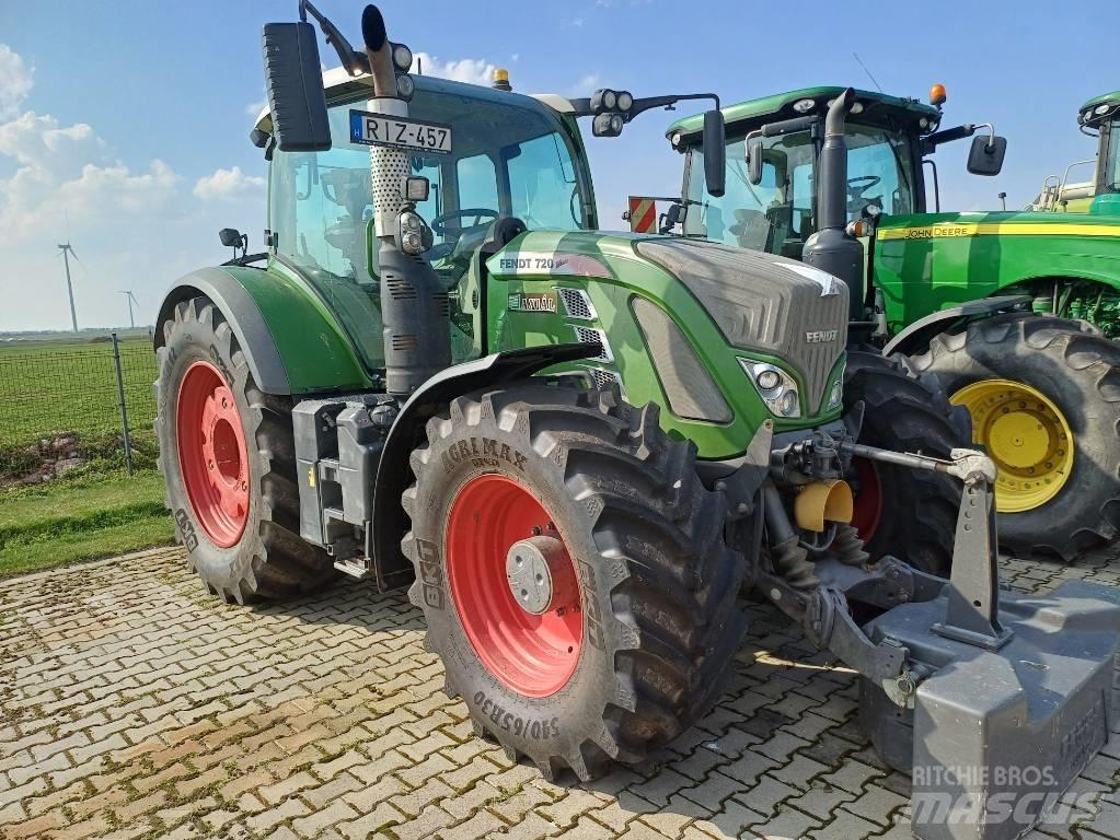 Fendt 720 Profi Plus Tractoare
