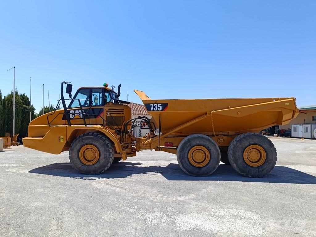 CAT 735 Transportoare articulate