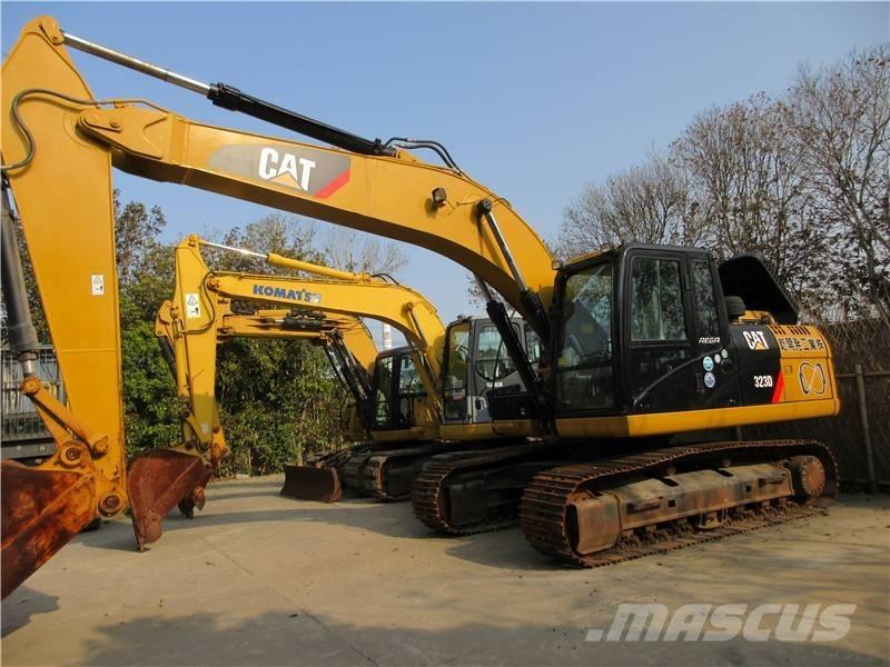 CAT 323 GC Excavatoare pe șenile
