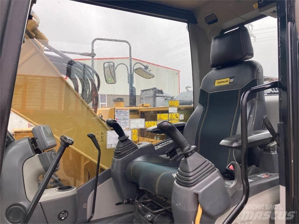 CAT 311 F L RR Excavatoare cu roti