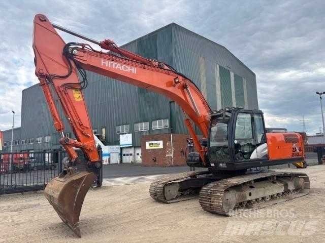 Hitachi ZX 250 LC-5 Excavatoare pe șenile
