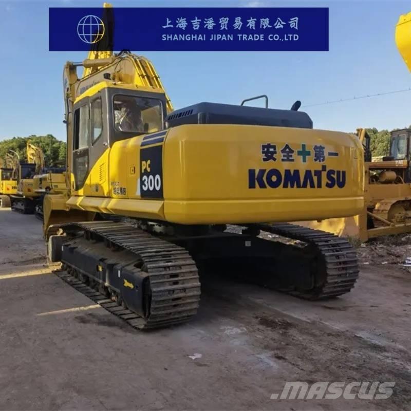 Komatsu PC 300 Excavatoare pe șenile
