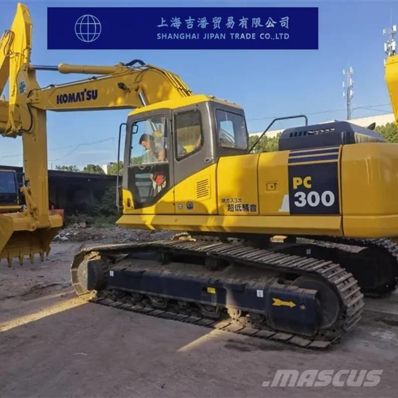 Komatsu PC 300 Excavatoare pe șenile
